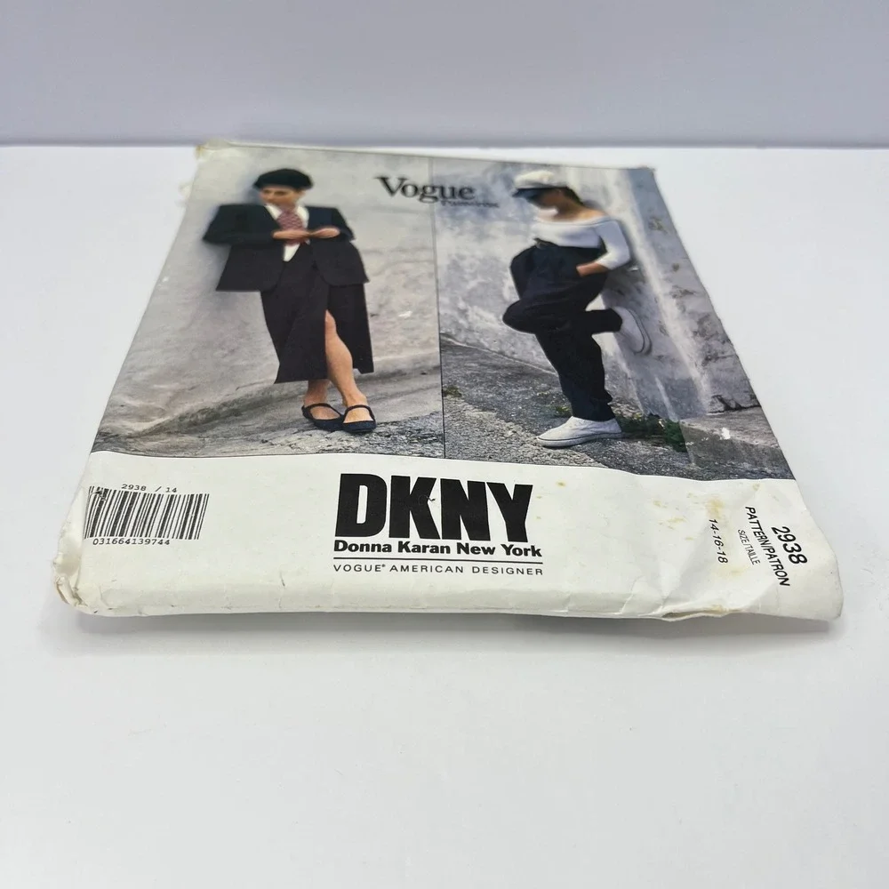 90s Vogue DKNY Sewing Pattern 2938 Women 14-18 Jacket Skirt Pants Vintage Boxy